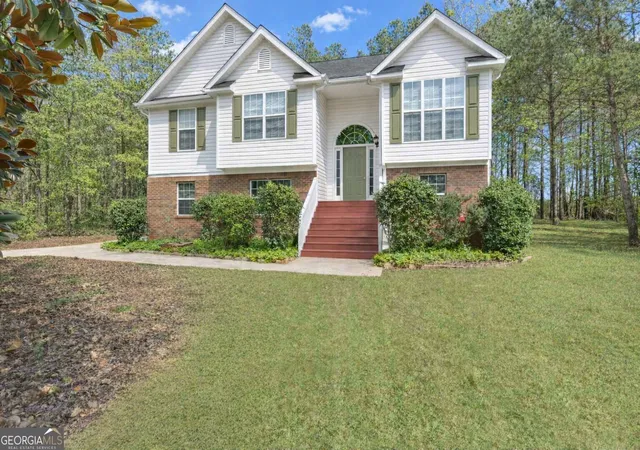 Photo 1 of Single family home for sale at 45 Ashley Woods Dr, Newnan, GA 30263 | MLS# 10834381 | Listing updated on 2026-09-10