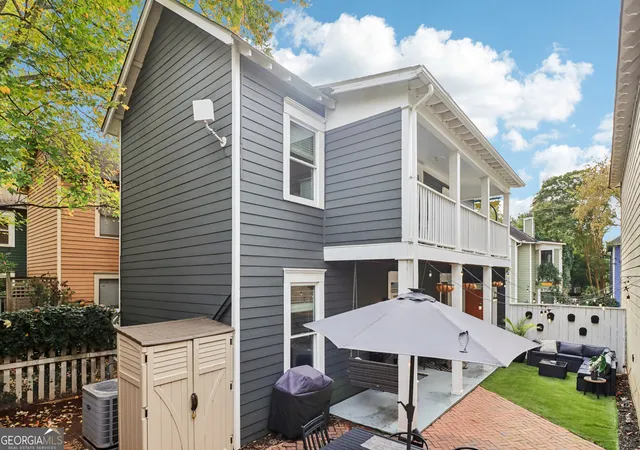 Photo 3 of Single family home for sale at 314 Grant St Se, Atlanta, GA 30312 | MLS# 10636129 | Listing updated on 2025-11-11