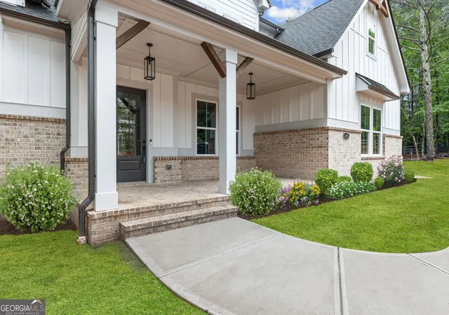 3rd image of 2390 Glade Overlook, Cumming, GA 30041 | MLS# 10811954