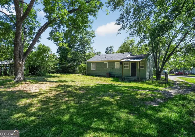 3rd image of 2328 Getzen St, Augusta, GA 30906 | MLS# 10784994