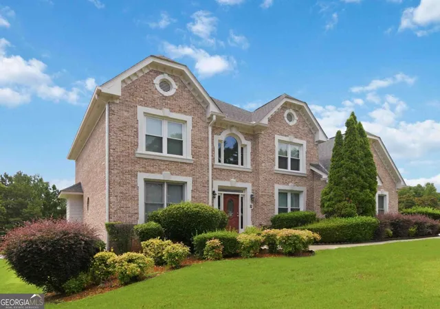 Photo 2 of Single family home for sale at 3031 Cadbury Trl, Snellville, GA 30039 | MLS# 10807390 | Listing updated on 2026-07-31