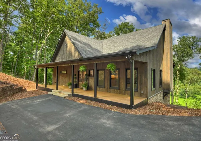 Single family home for sale at 1729 Barnes Chapel Rd, Blue Ridge, GA 30513 | MLS# 10812331 | Listing updated on 2026-09-20