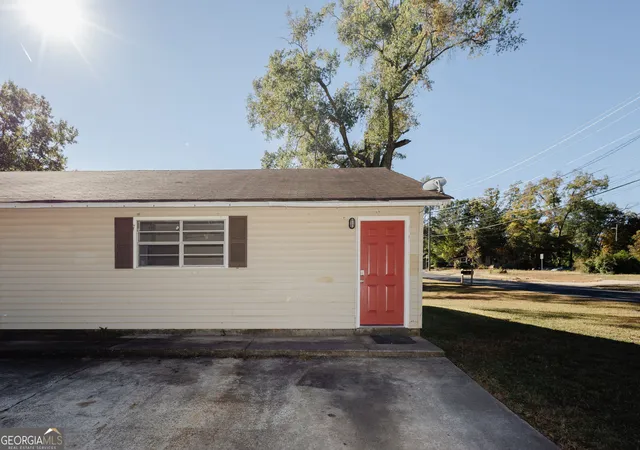 1st image of 729 Hammock St, Griffin, GA 30223 | MLS# 10816207