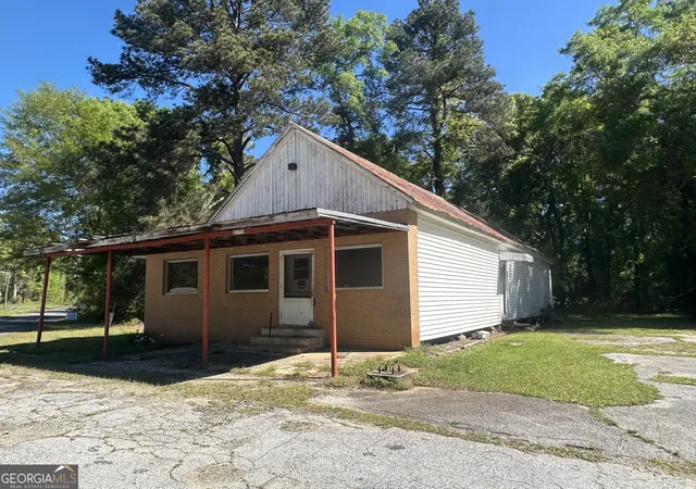 Homes for sale in Gay, GA | 20112 Hwy 85, Gay, GA 30218 | MLS# 10727412