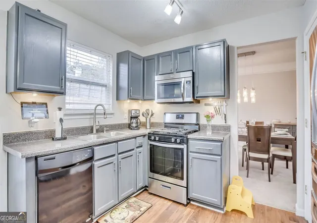 Photo 3 of Sale Pending at 5110 Miller Woods Dr, Decatur, GA 30035 | MLS# 10818556 | Listing updated on 2026-08-31