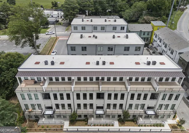 Photo 2 of Sale Pending at 990 Bibbs Cir Nw #35, Atlanta, GA 30318 | MLS# 10767397 | Listing updated on 2026-07-20