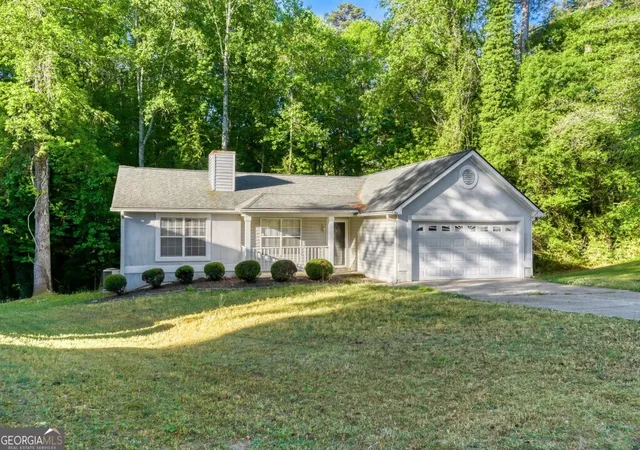 1st image of 2032 Briar Trail Ct Sw, Atlanta, GA 30331 | MLS# 10735585