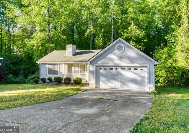 3rd image of 2032 Briar Trail Ct Sw, Atlanta, GA 30331 | MLS# 10735585