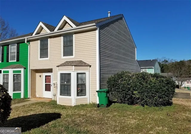 1st image of 1046 Thornwoode Ln, Stone Mountain, GA 30083 | MLS# 10798300