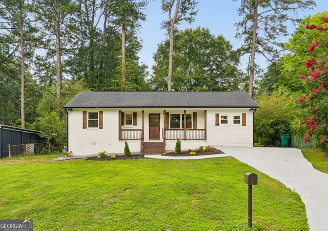 Photo 1 of Single family home for sale at 2720 Sherwood Rd Se, Smyrna, GA 30082 | MLS# 10834642 | Listing updated on 2026-09-12