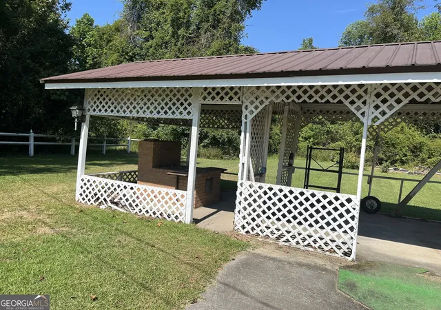 Photo 4 of Single family home for sale at 114 Larsen, East Dublin, GA 31027 | MLS# 10832177 | Listing updated on 2026-09-07