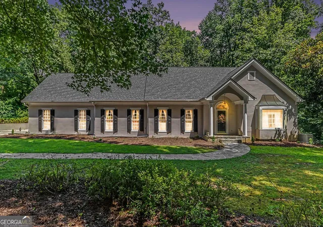 1st image of 3040 Spalding Dr, Sandy Springs, GA 30350 | MLS# 10804611
