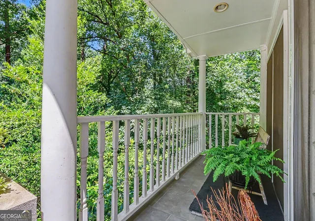 46th image of 3040 Spalding Dr, Sandy Springs, GA 30350 | MLS# 10804611