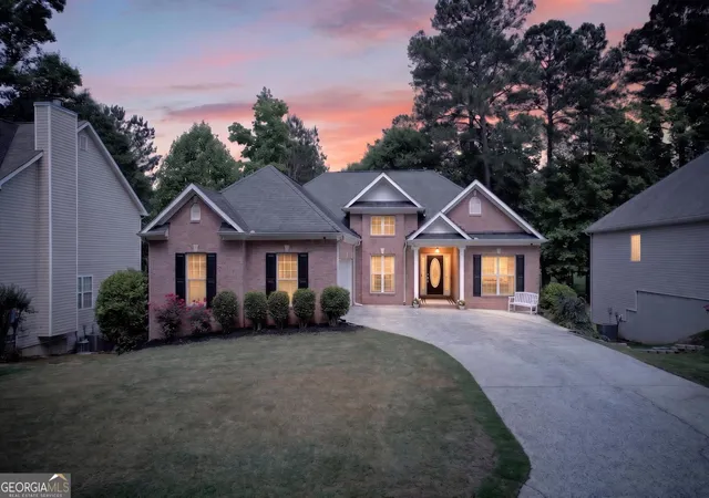 Homes for sale in Villa Rica, GA | 9905 Between The Grns, Villa Rica, GA 30180 | MLS# 10770983