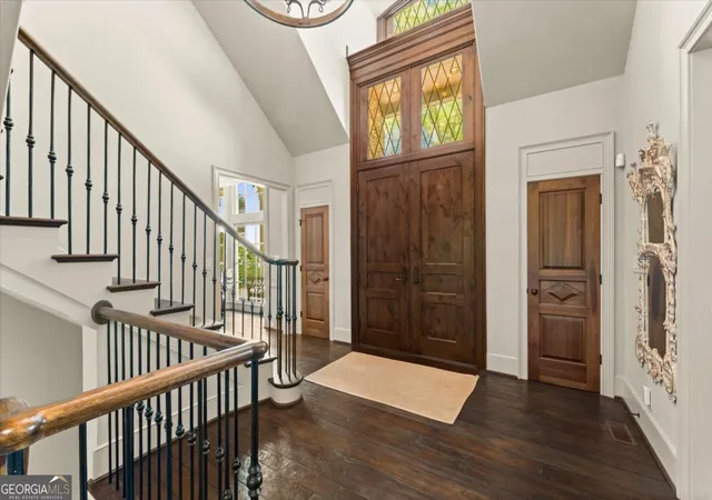 Photo 4 of Single family home for sale at 581 Pine Valley Rd Se, Marietta, GA 30067 | MLS# 10733096 | Listing updated on 2026-08-22