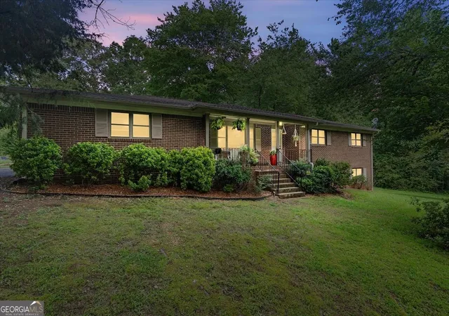 Homes for sale in Bremen, GA | 102 Shelnutt Dr, Bremen, GA 30110 | MLS# 10797830