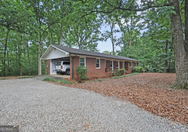 2nd image of 331 Campground Rd, Mcdonough, GA 30253 | MLS# 10803833