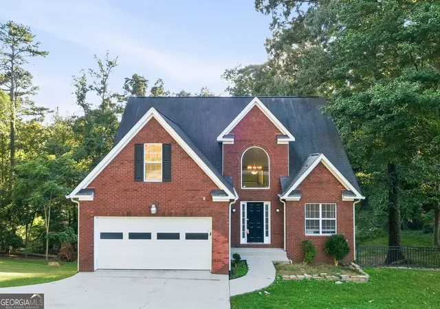 Photo 1 of Single family home for sale at 3606 Griffin Dr, Gainesville, GA 30506 | MLS# 10880556 | Listing updated on 2026-10-28