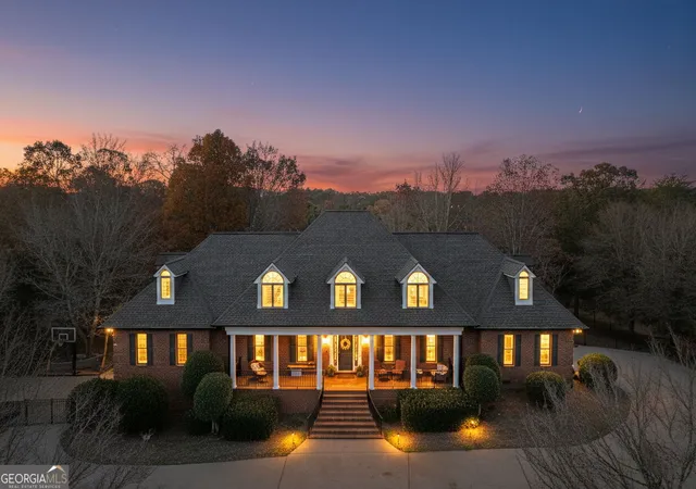 5th image of 2650 Waters Edge Dr, Gainesville, GA 30504 | MLS# 10661697