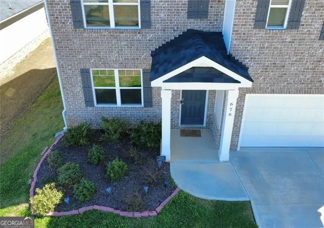 Photo 3 of Single family home for sale at 676 Whitman Ln, Stockbridge, GA 30281 | MLS# 10713122 | Listing updated on 2026-10-07