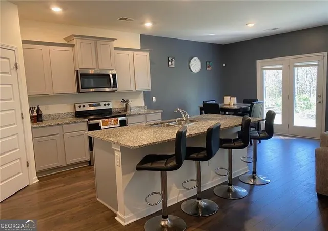 Photo 3 of Single family home for sale at 676 Whitman Ln, Stockbridge, GA 30281 | MLS# 10713122 | Listing updated on 2026-10-07