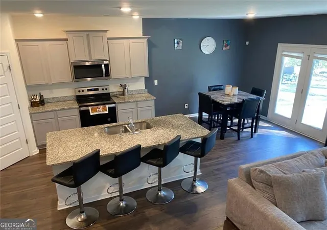 Photo 4 of Single family home for sale at 676 Whitman Ln, Stockbridge, GA 30281 | MLS# 10713122 | Listing updated on 2026-10-07