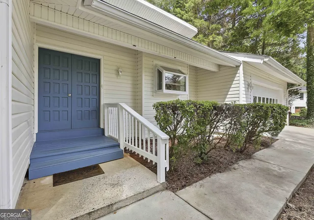 Homes for sale in Peachtree City, GA | 203 Doe Run, Peachtree City, GA 30269 | MLS# 10789485
