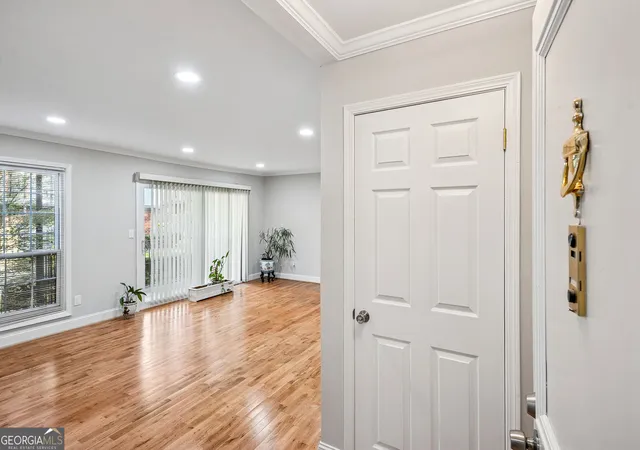 Photo 3 of Condo for sale at 6851 Roswell Rd #F32, Sandy Springs, GA 30328 | MLS# 10822894 | Listing updated on 2026-10-30