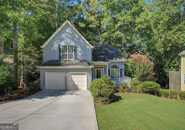 Photo 2 of Single family home for sale at 1011 Braelin Ct, Woodstock, GA 30189 | MLS# 10834221 | Listing updated on 2026-09-10