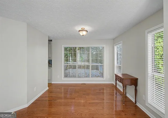 Photo 4 of Single family home for sale at 1011 Braelin Ct, Woodstock, GA 30189 | MLS# 10834221 | Listing updated on 2026-09-10