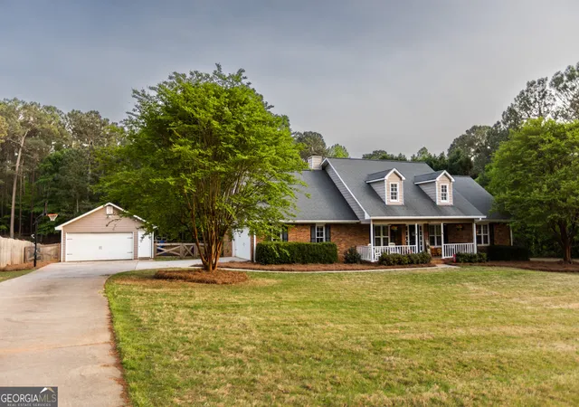 Homes for sale in Social Circle, GA | 184 Wildflower Dr, Social Circle, GA 30025 | MLS# 10779393