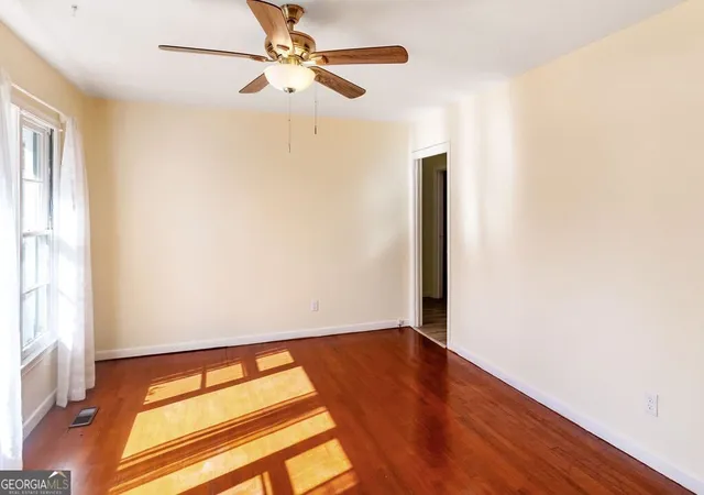 Photo 4 of Sale Pending at 704 Lausanne Dr, Valdosta, GA 31601 | MLS# 10808369 | Listing updated on 2026-09-15