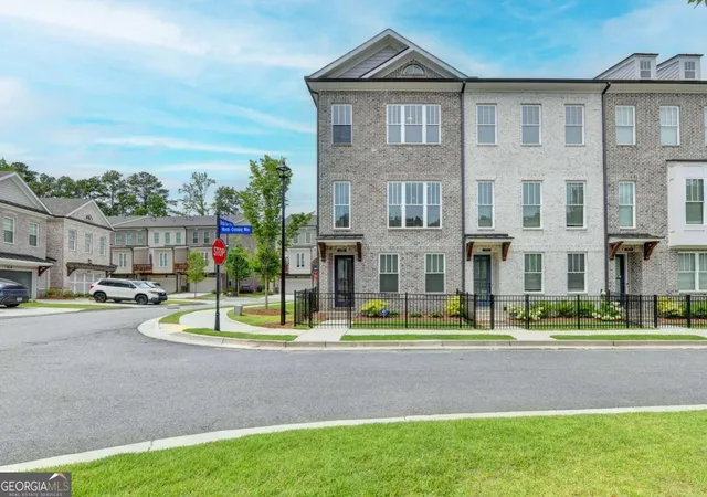 2nd image of 175 Wards Crossing Wy, Johns Creek, GA 30022 | MLS# 10804617