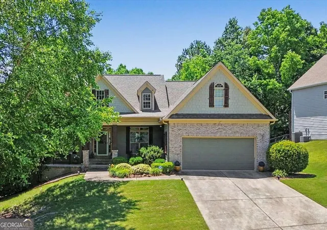 1st image of 27 Roberson Dr Ne, Cartersville, GA 30121 | MLS# 10778666