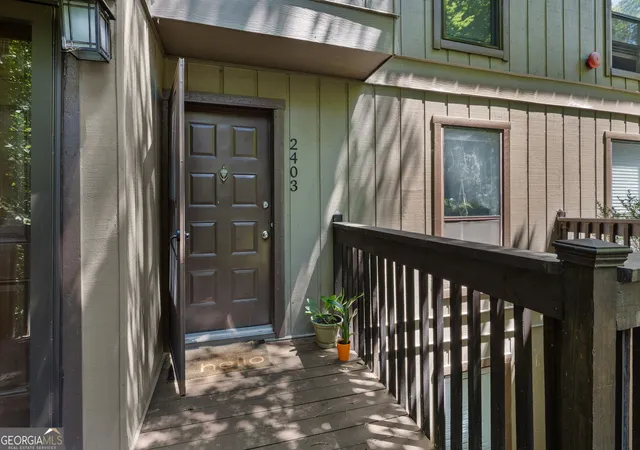 Photo 2 of Condo for sale at 2403 Cumberland Ct Se, Smyrna, GA 30080 | MLS# 10834018 | Listing updated on 2026-09-23