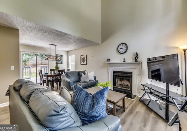 3rd image of 4936 Windsor Downs Dr, Decatur, GA 30035 | MLS# 10811231
