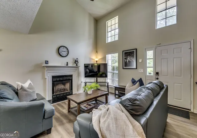 4th image of 4936 Windsor Downs Dr, Decatur, GA 30035 | MLS# 10811231