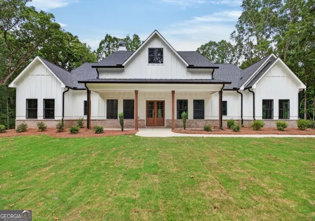 Photo 1 of Sale Pending at 4362 Willow Springs Rd, Dallas, GA 30132 | MLS# 10803659 | Listing updated on 2026-09-21