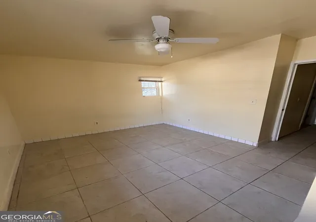 Photo 11 of Single family home for sale at 935 Slash Pine Rd, Forest Park, GA 30297 | MLS# 10708182 | Listing updated on 2026-09-07