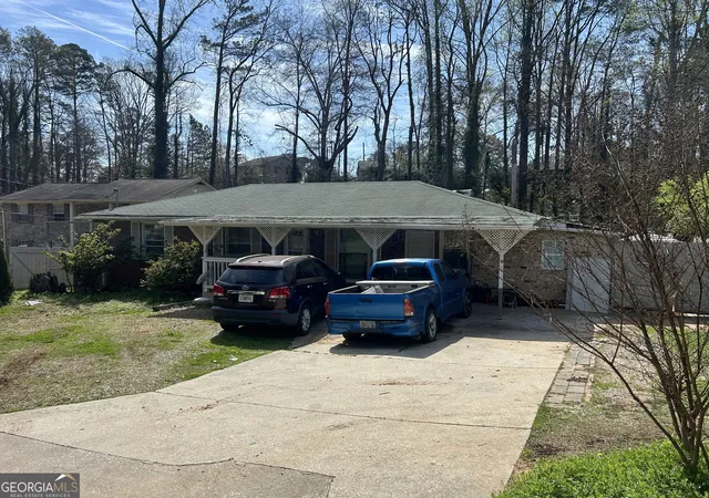 Photo 2 of Single family home for sale at 935 Slash Pine Rd, Forest Park, GA 30297 | MLS# 10708182 | Listing updated on 2026-09-07