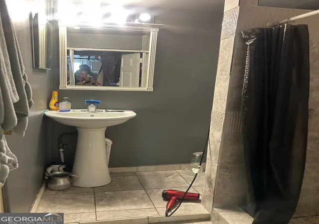 Photo 3 of Single family home for sale at 935 Slash Pine Rd, Forest Park, GA 30297 | MLS# 10708182 | Listing updated on 2026-09-07