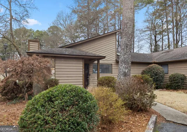 Homes for sale in Marietta, GA | 810 Bonnie Glen Dr Se, Marietta, GA 30067 | MLS# 10803001