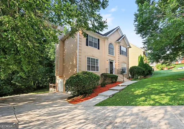 1st image of 4330 Smithson Creek Dr, Ellenwood, GA 30294 | MLS# 10800006