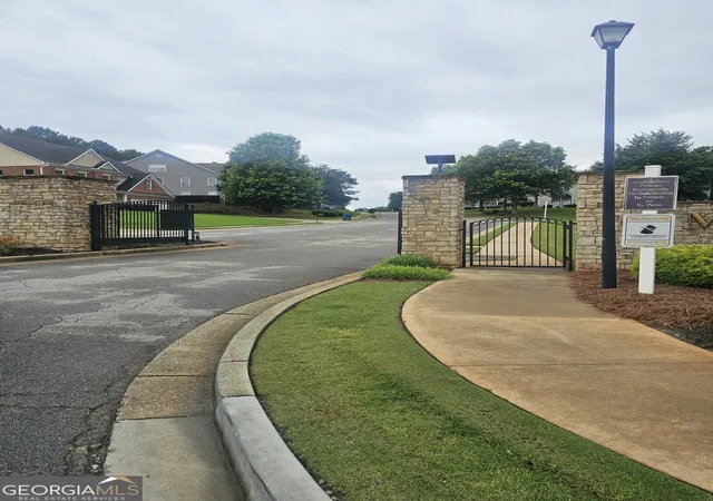 2nd image of 720 Donner Ct, Mcdonough, GA 30252 | MLS# 10791442