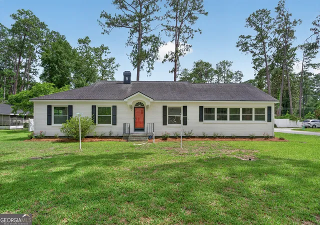 Homes for sale in Waycross, GA | 808 Seminole Trail, Waycross, GA 31501 | MLS# 10786947