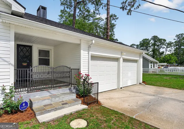 Homes for sale in Waycross, GA | 808 Seminole Trail, Waycross, GA 31501 | MLS# 10786947