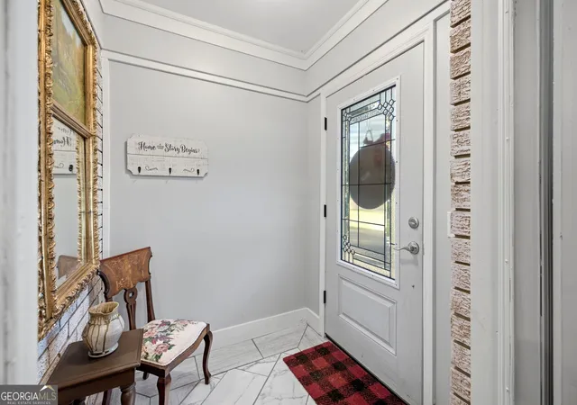 Photo 4 of Single family home for sale at 4510 Seminole Dr, Gainesville, GA 30506 | MLS# 10824134 | Listing updated on 2026-09-12