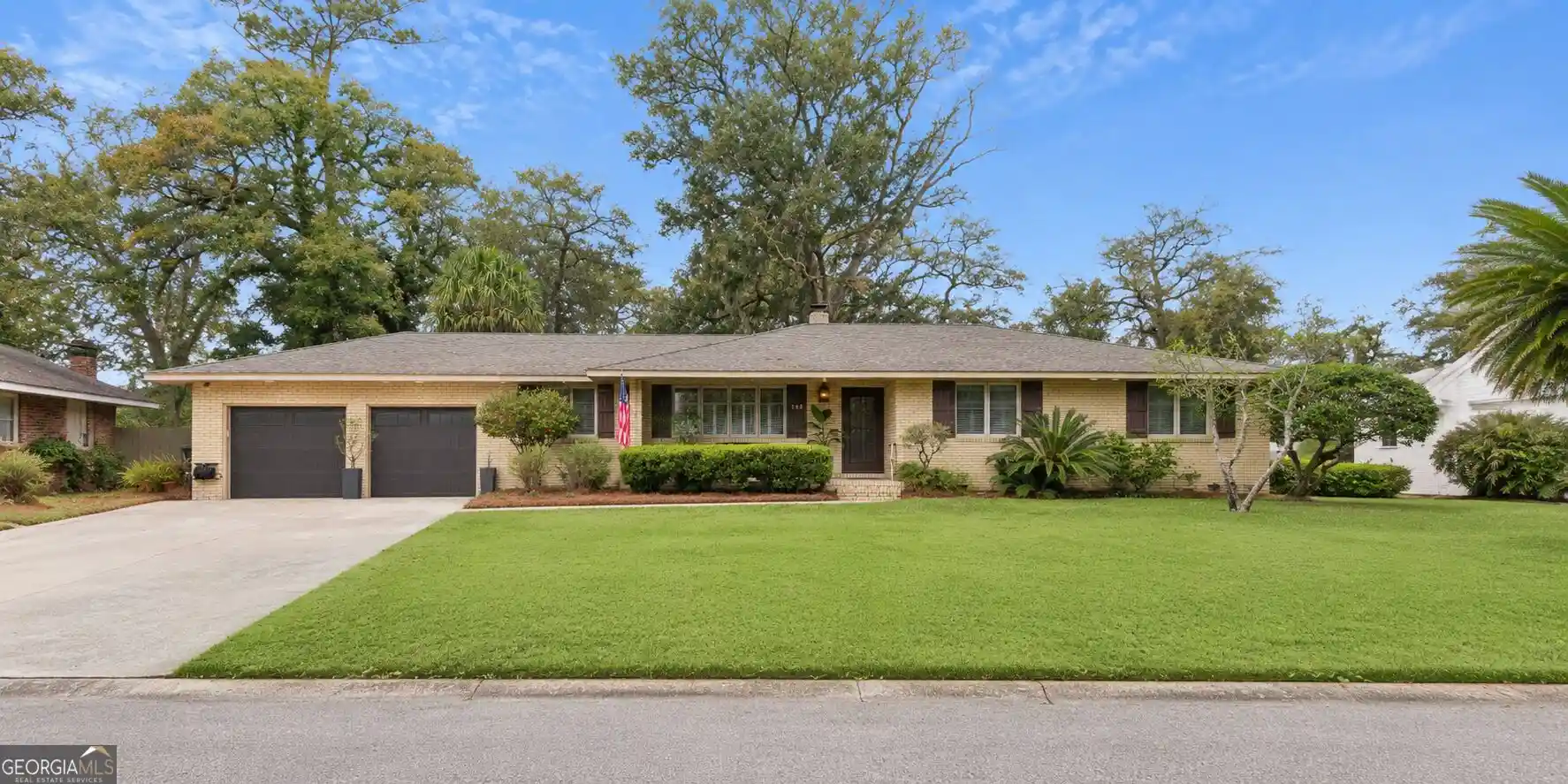 Photo 1 of Single family home for sale at 519 Wesley Oak Cir, St. Simons, GA 31522 | MLS# 10855550 | Listing updated on 2026-10-14