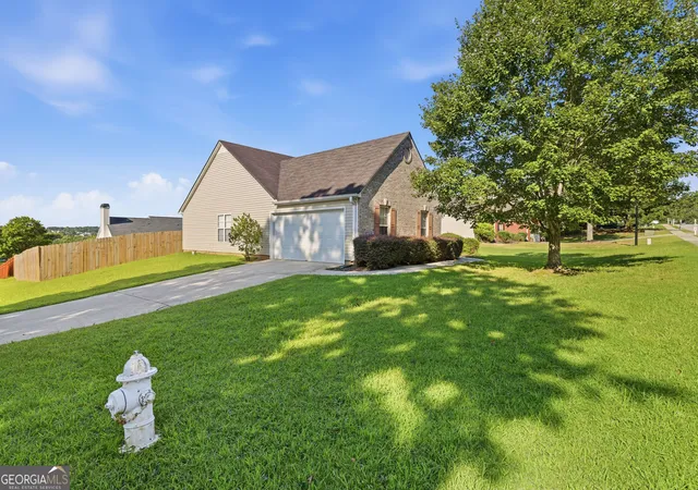 2nd image of 2230 Blue Ridge Ln, Conyers, GA 30012 | MLS# 10831311