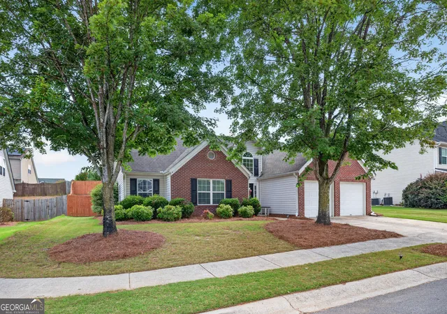 3rd image of 418 Franklin St, Braselton, GA 30517 | MLS# 10793340